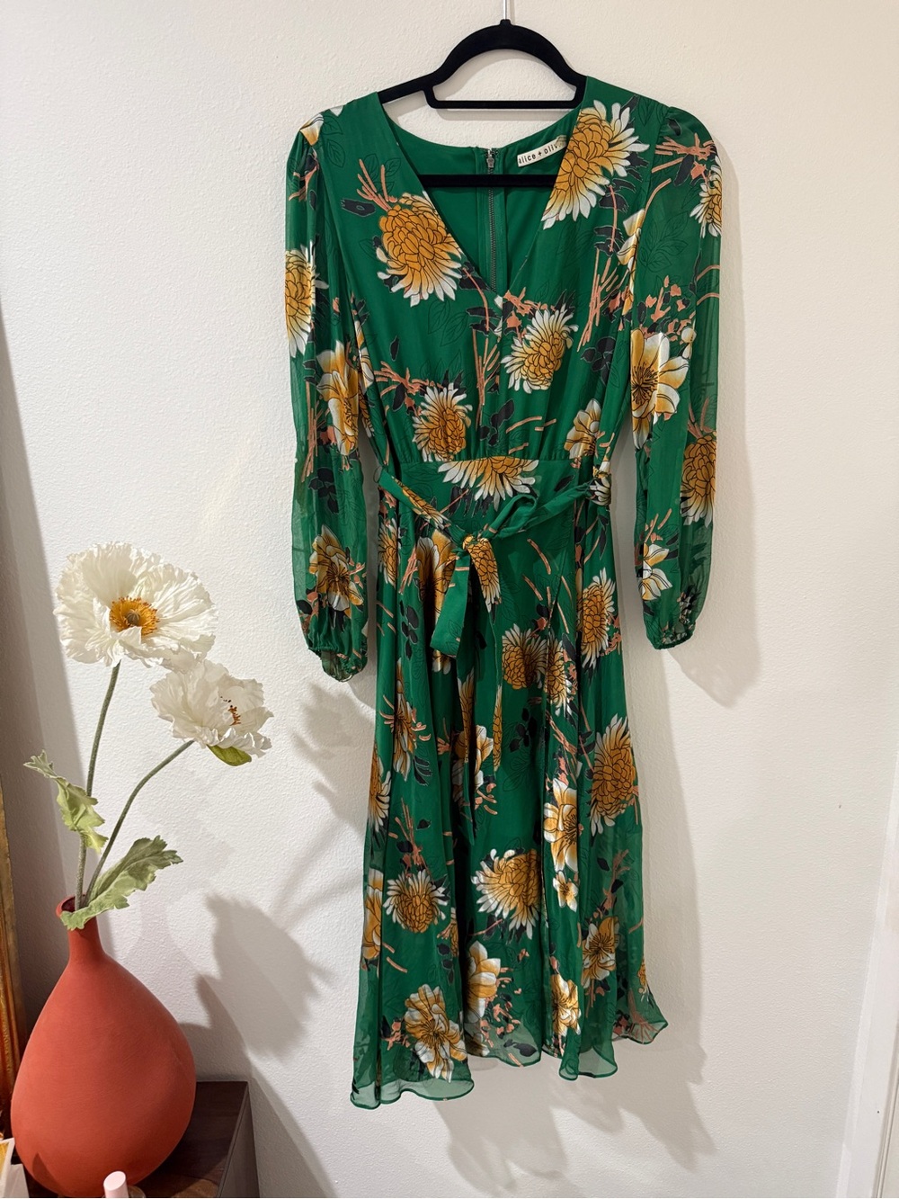 Alice + Olivia Green Floral Wrap Midi Dress with Tie